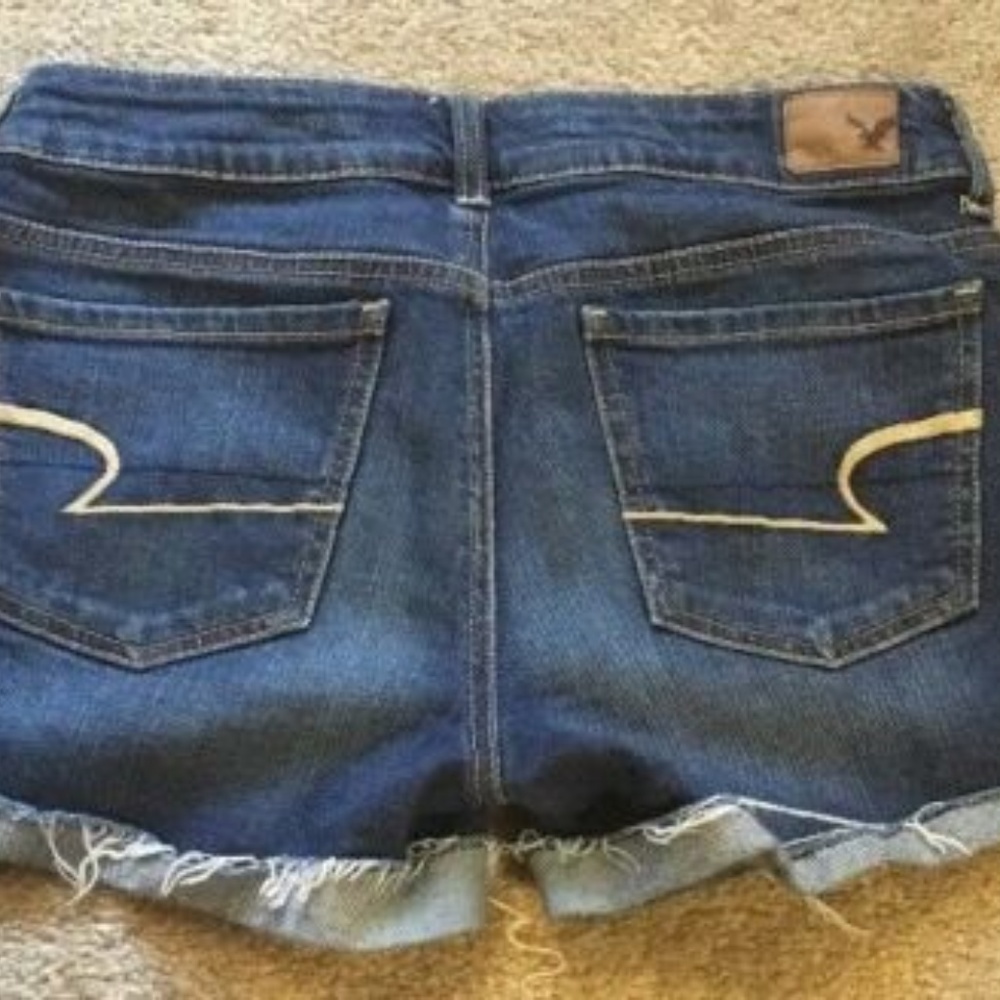 American Eagle Outfitters Distressed Dark Denim Jean Shorts Stretch 4 Raw Hem - Picture 5 of 8